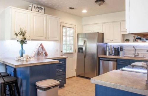 Fortson Casa | Charlie Mae's Cottage on Cleo
