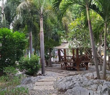Ko Sichang Complejo | Charlie's Bungalows