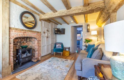 Ludwel Casa | Charlie's Cottage