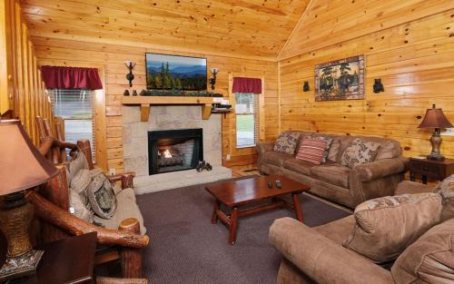 Sevierville Villa | Charlies Creek Retreat