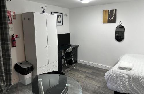 Coventry Casa | ChaRloHub 01
