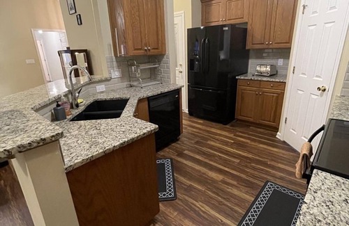 Harrisburg Casa | Charlotte/Harrisburg/Concord Magnificent Homestead Stay 3BR Close to Uptown .