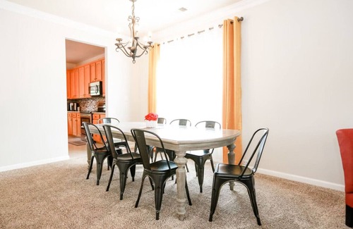 Indian Trail Casa | Charlotte Sanctuary, Comfort, Fenced, Sleeps 11