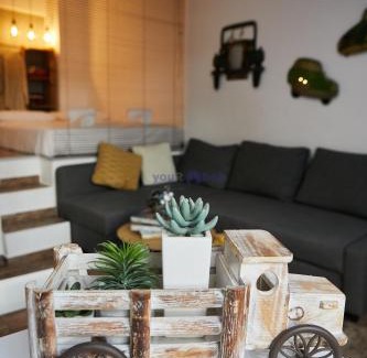 Komotini Apartamento | Charlotte Townhouse