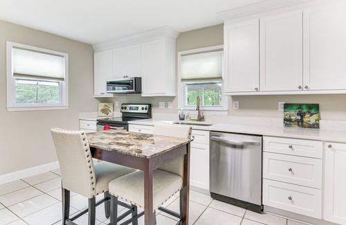 Paw Creek Casa | Charlotte Vacation Rental w/ Private Hot Tub!