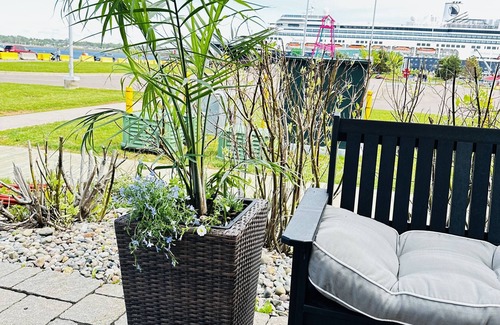 Queens Square Condominio | Charlottetown Port waterfront 2 bedroom/2 bath ground level