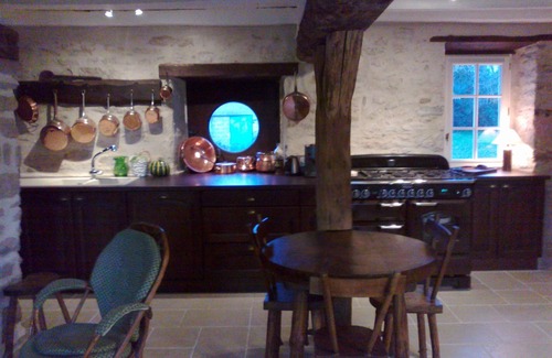 Saint-Molf Casa | Charm and stonework for the festive season