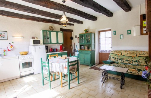 Saint-Pantaly-d'Ans Cabaña | Casa acogedora en plena naturaleza con jardín, ideal para actividades al aire libre y turismo cultural