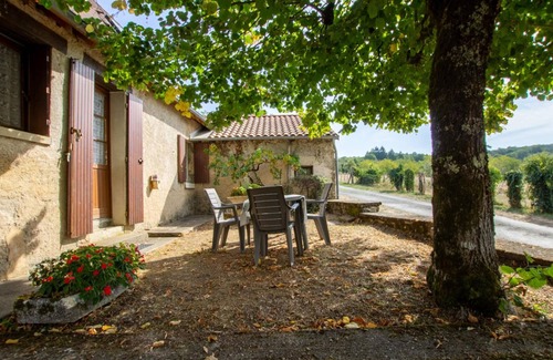 Saint-Pantaly-d'Ans Cabaña | Casa acogedora en plena naturaleza con jardín, ideal para actividades al aire libre y turismo cultural