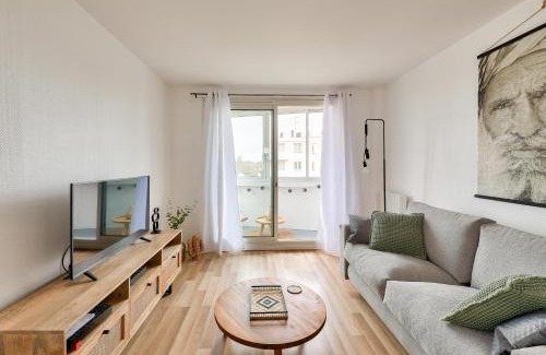 Epinay-sur-Seine Apartamento | Charmant 2 chambres - Paris Stade de France avec Parking privatif