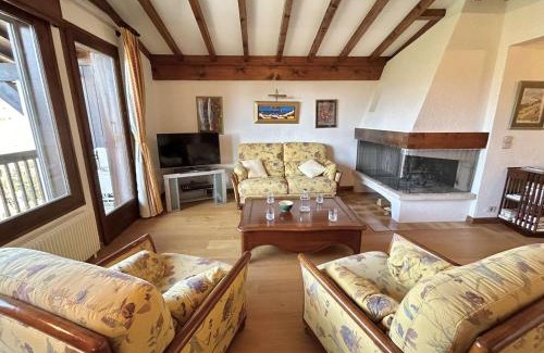 Le Planellet Apartamento | Charmant 2 pièces, 4 couchages, Megève - À 400m des remontées mécaniques, balcon et parking inclus - FR-1-597-169
