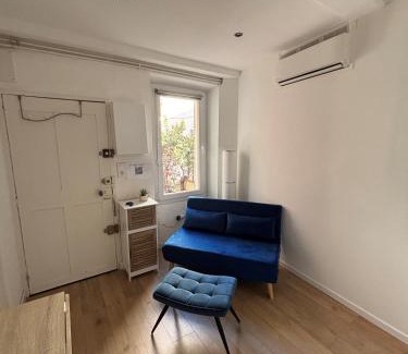 Sanary-sur-Mer Apartamento | Charmant 2 pièces sur le port avec parking gratuit et WIFI