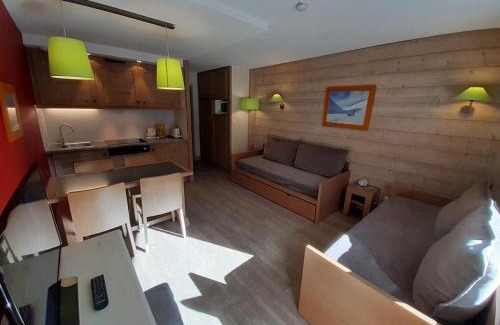 La Perriere Apartamento | Charmant 2P au centre, balcon Sud, parking, animaux admis - FR-1-513-82