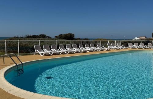 Chateau-d'Olonne Apartamento | Charmant appartement T2 en rez de jardin terrasse face mer 4 personnes