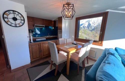 La Clusaz Apartamento | Charmant appart 2 ch avec balcon et wifi à La Clusaz - FR-1-437-108
