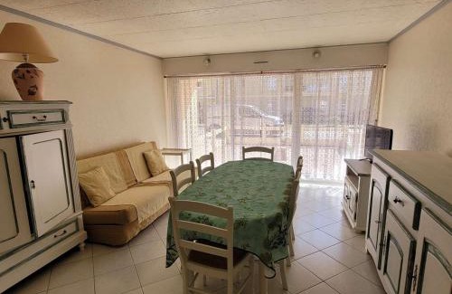 Stella-Plage Apartamento | Charmant Appart 4 Pers Proche Mer avec Terrasse et Parking, Stella - FR-1-672-30