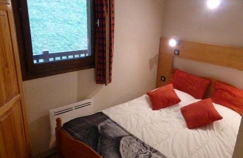 Beaufort Apartamento | Charmant appart *, 6 pers, 2 balcons, prox pistes & village, parking gratuit - FR-1-342-147