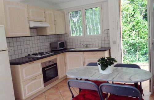 Le Muy Apartamento | Charmant appartement à Le Muy avec terrasse et jardin
