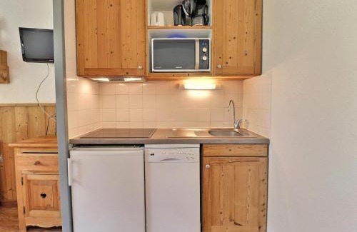 La Perriere Apartamento | Charmant Appartement 2 pièces - 31m², Balcon, La Tania - Accès Direct aux Pistes, 4 Pers. - FR-1-182A-43