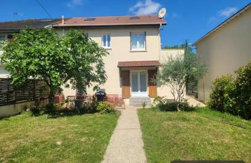 Domont Apartamento | Charmant appartement 35 m2 avec terrasse et jardin