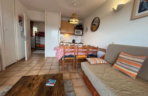 Behobie Apartamento | Charmant appartement avec terrasse dans résidence avec piscine à Ciboure - FR-1-239-1107