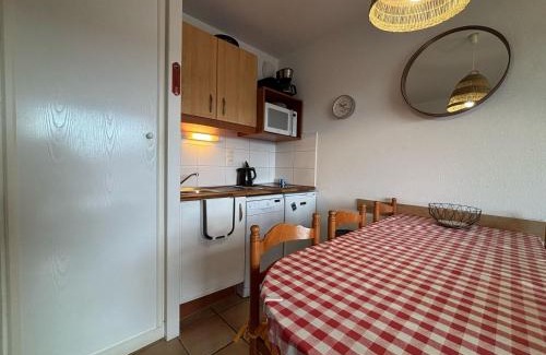 Behobie Apartamento | Charmant appartement avec terrasse dans résidence avec piscine à Ciboure - FR-1-239-1107