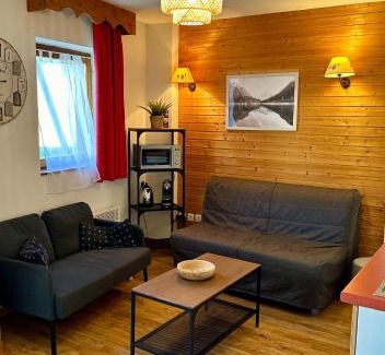 Chamrousse Apartamento | Charmant appartement confortable pour 6 personnes 40m2 pied pistes, Piscine, wifi, parking