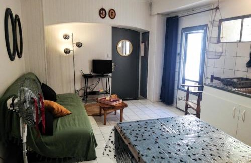 Gigean Apartamento | Charmant appartement en centre-ville médiéval