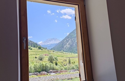 Cervieres Apartamento | Charmant Appartement Proche de Briançon et Serre Chevalier