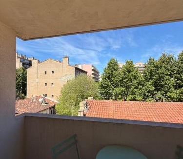 3rd Arrondissement Apartamento | Charmant appartement moderne avec place de parking privative