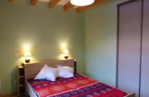 La Guillermie Casa | *Charmant Atelier Rénové, Jardin & Terrasse, Proche Ski et Vichy* - FR-1-489-140