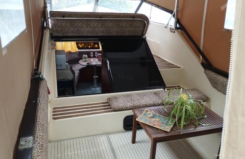 Cuisery Alquiler De Eote | Charmant bateau dans une ambiance conviviale