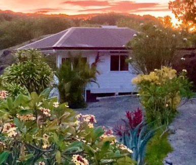 Huahine Casa | Charmant Bungalow bord de mer accès privé lagon