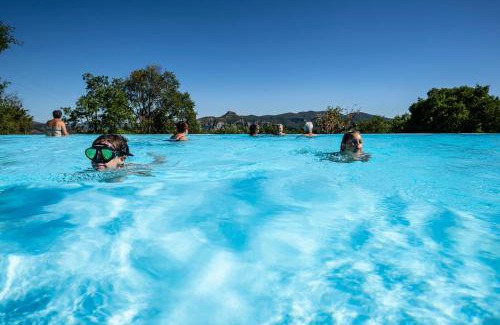 Saint Alban Auriolles Otro | Charmant camping Familiale 3 Etoiles vue 360 plage piscine à débordement empl XXL