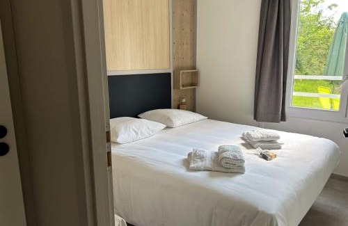 Hasparren Chalet De Esquí | Charmant chalet avec spa à Hasparren, 50 m², piscine partagée