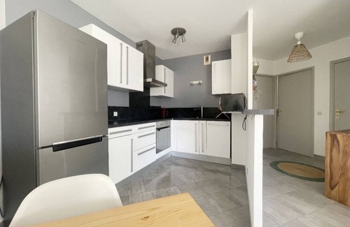 Golfe Juan Apartamento | Charmant Deux Pièces à 500 m des Plages. A 5 Minutes de Cannes!
