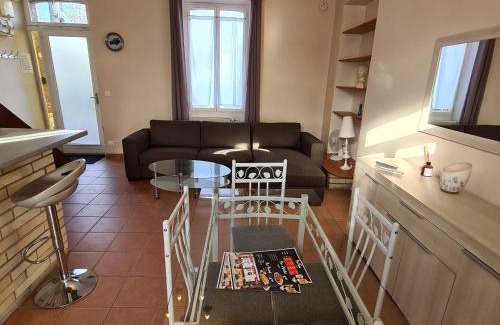Lorcy Apartamento | Charmant duplex avec parking et Wi-Fi près de Montargis - FR-1-590-546