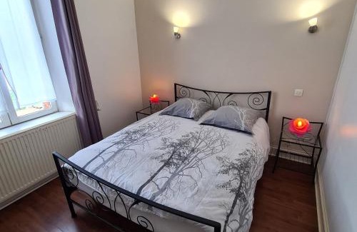 Lorcy Apartamento | Charmant duplex avec parking et Wi-Fi près de Montargis - FR-1-590-546