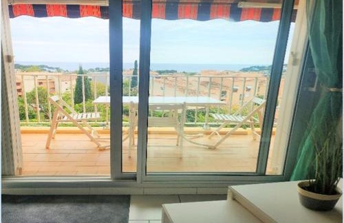 Carqueiranne Apartamento | Charmant duplex vue mer panoramique sur le Golfe de Giens avec piscine