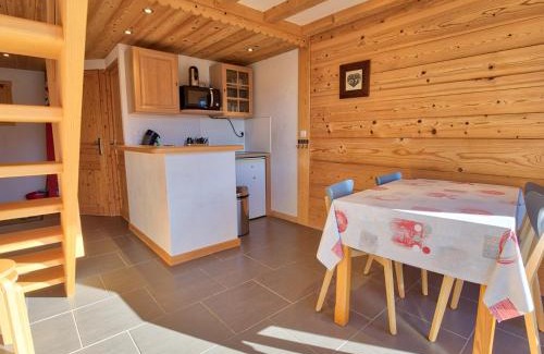 Notre-Dame-de-Bellecombe Apartamento | Charmant duplex rénové, vue sur Mont Charvin, 4 pers. - FR-1-505-25