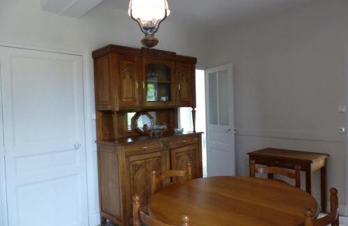 Saint-Bonnet-de-Rochefort Casa | Charmante maison rénovée avec jardin clos, 3 chambres, proche sites touristiques et villlage médiéval - FR-1-489-105