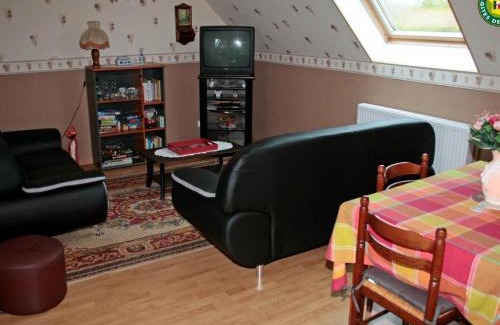 Fiennes Casa | Charmant gîte familial à Fiennes, 2 chambres, jardin privé, terrasse, proche Wissant, animaux acceptés - FR-1-376-118