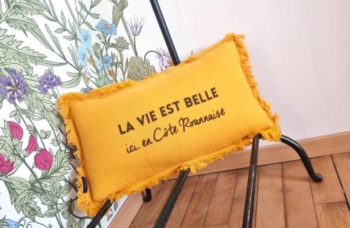 Riorges Casa | Charmant gîte moderne avec cour privée, tout équipé, parking sécurisé, au cœur du Roannais - FR-1-496-316