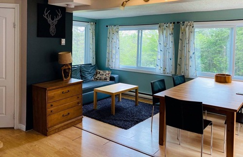 Saint-Sauveur Chalet De Esquí | Charmant petit chalet dans la forêt