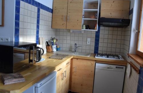 Pralognan-la-Vanoise Apartamento | Charmant Rez-de-Jardin Proche Forêt, Centre et Pistes, 4 Pers, Parking Privé - FR-1-464-170