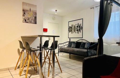 Chalons-en-Champagne Apartamento | Charmant studio proximité centre-ville et gare