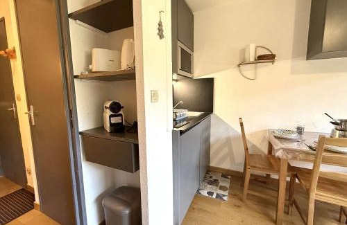 Cohennoz Apartamento | Charmant studio à Crest-Voland, 4 pers., proche pistes, balcon, parking privé - FR-1-595-59