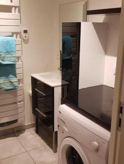 Aix-les-Bains Apartamento | Charmant studio 2* rdc+ terrasse & parking privé