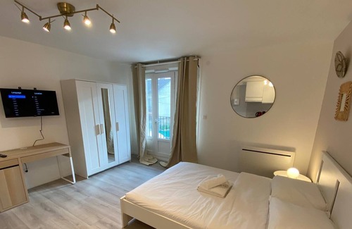 La Courneuve Apartamento | Charmant Studio au Cœur de La Courneuve - 2P