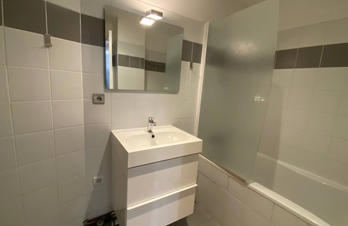La Courneuve Apartamento | Charmant Studio au Cœur de La Courneuve - 2P